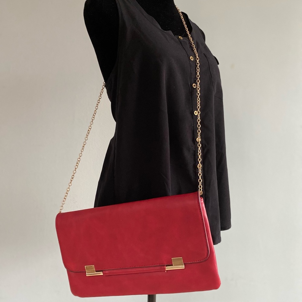 Women’s Clutch/Over the Shoulder Bag